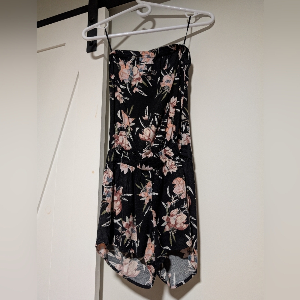 Aritzia Azure Skies XXS /XS Floral Black Strapless Jumpsuit with Pockets
